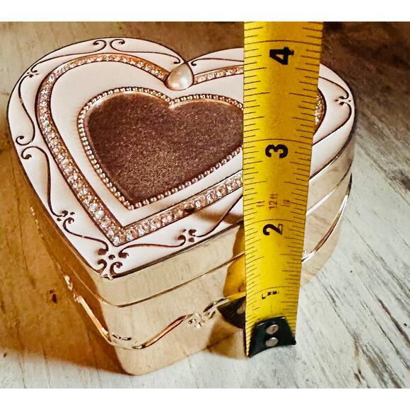 Heart Shaped Enamled Velvet lined Jewelry Box, New Old Stock Things Remembered - Picture 8 of 10